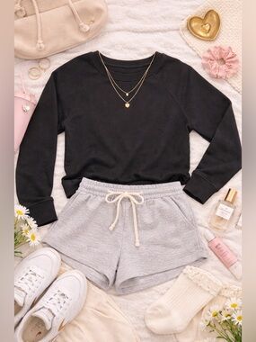 MATE The Label Black Organic Cotton Sweatshirt XS